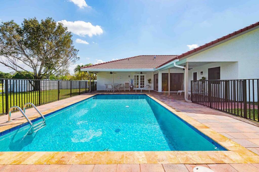 4/3.5 House With Pool- Boynton Beach, Fl. エクステリア 写真